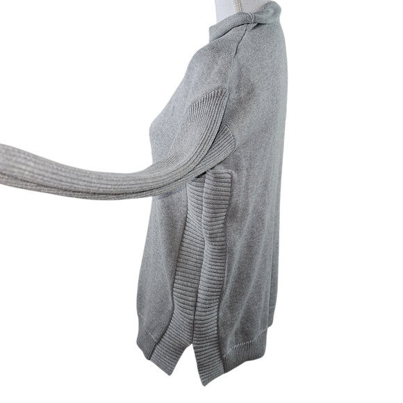 Tahari Gray Ribbed Turtleneck Sweater in Small - Picture 3 of 6
